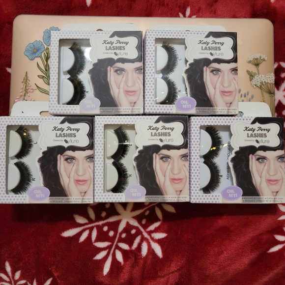 RARE Katy Perry "Oh, My!" Strip Lashes w/adhesive - Picture 3 of 5
